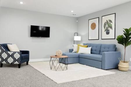 Bright New 1 Bedroom Private Secondary Basement Suite North Vancouver Zewnętrze zdjęcie